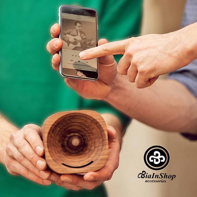 trobla-wooden-amplifier-smartphone